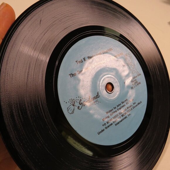 Ted E. Bear & Friends 1983 SUMMER IT SNOWED IN BEARBANK LP Vinyl Record & Book - Picture 5 of 16